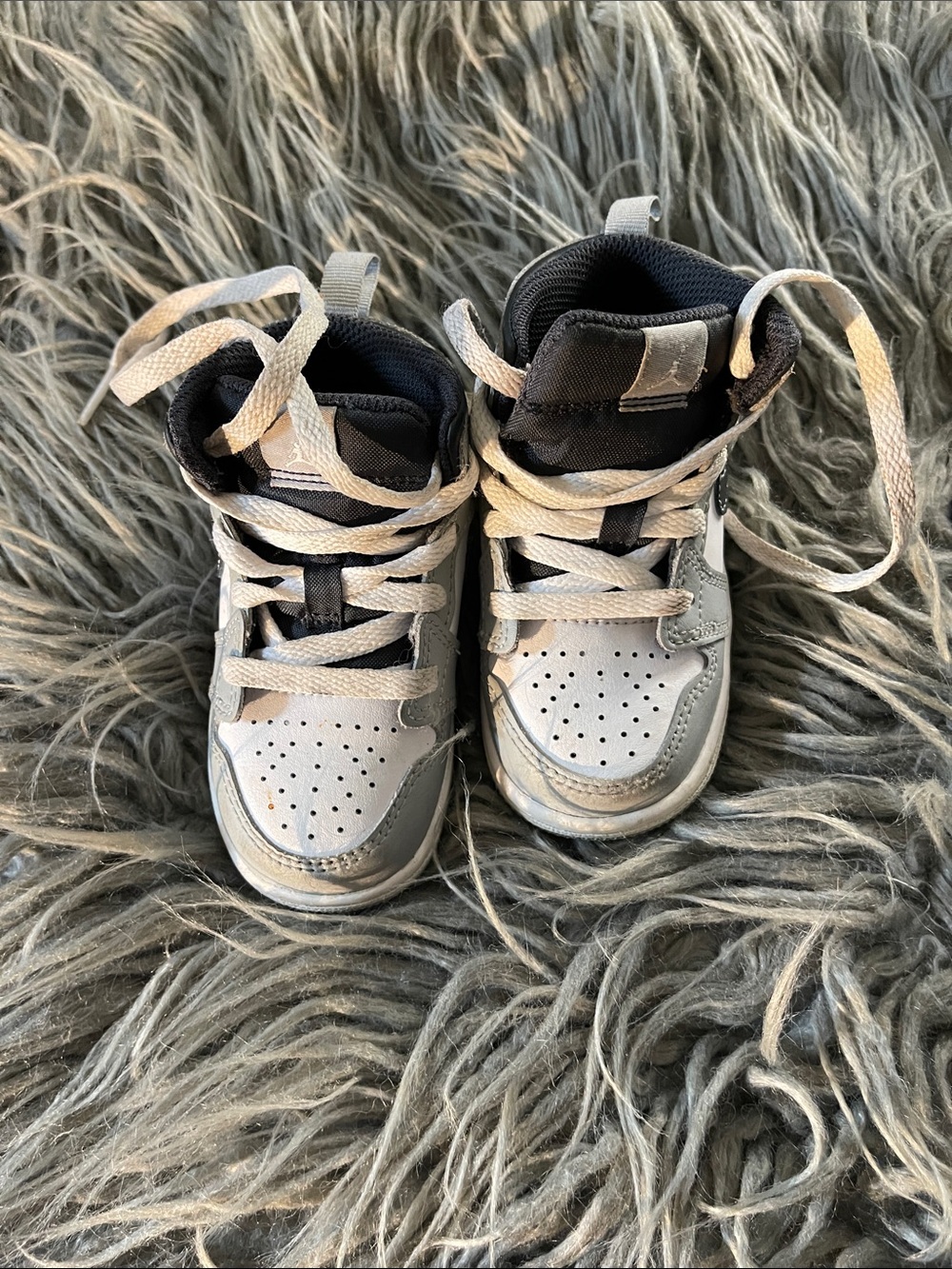 Kids High-Top Sneakers in Grey White and Black